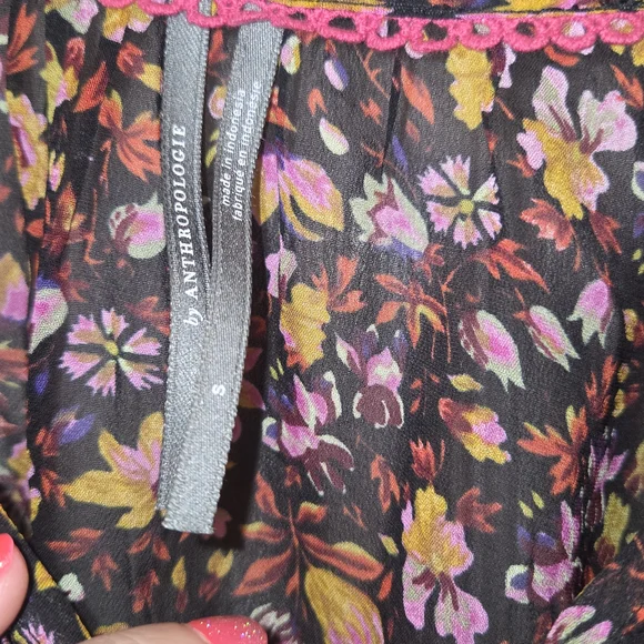 Womens Anthropologie Multicolor Floral Blouse W/ Bell Sleeve, Sheer, Sz SM - Picture 6 of 11